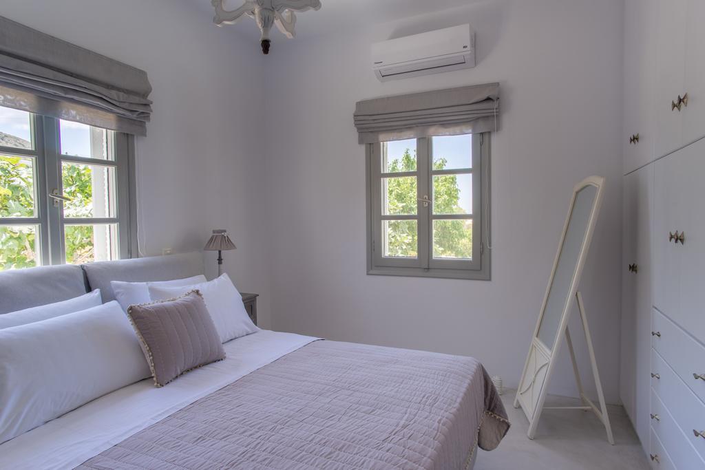 Villas Agia Irini Cove Exterior photo